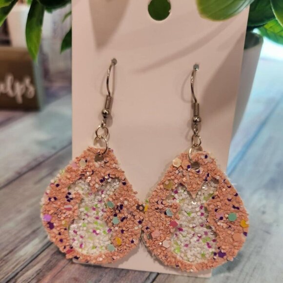 Easter Bunny Dangle Earrings - Picture 1 of 1